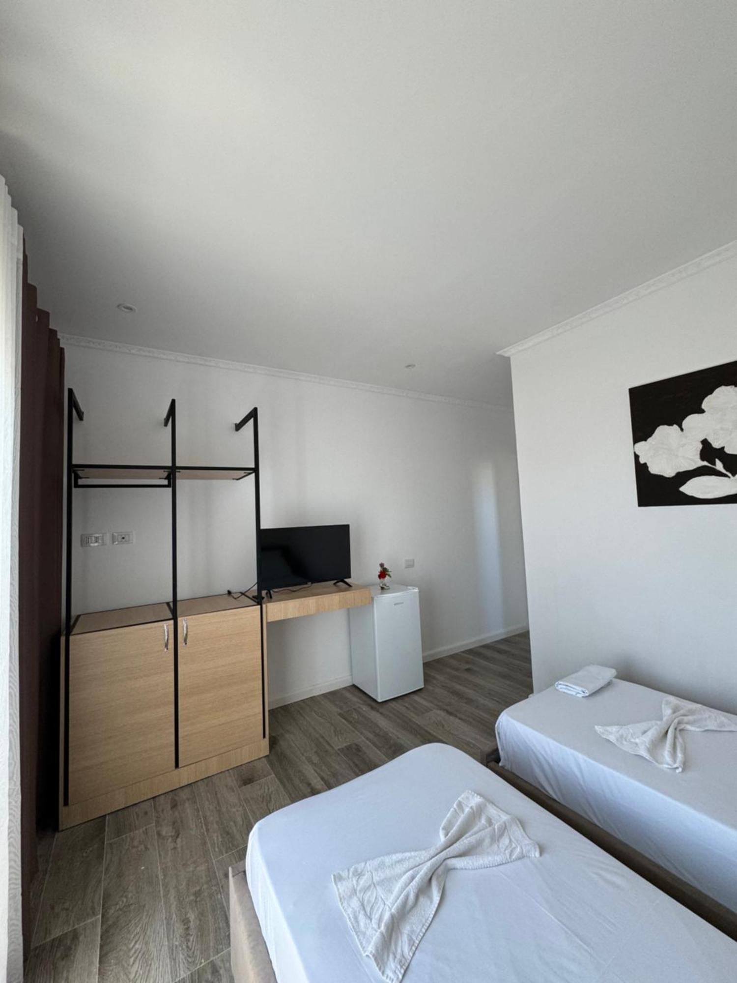 Vila Bleta Vlore Exterior photo